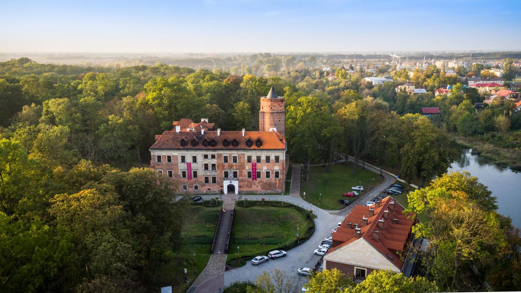 Dom Pracy Tworczej Aparthotel Uniejow Exterior photo